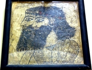 Οι δύο αιχμάλωτοι Αραμαίοι (λεπτομ. από την τοιχογραφία του 8ου αι. π.Χ. στο ασσυριακό παλάτι του παρεφράτειου Tell Ahmar, Β. Συρία)