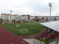 Απογευματινή προπόνηση στη βυζαντινή κινστέρνα του Αέτιου, σήμερα ποδοσφαιρικό γήπεδο και στάδιο
