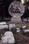 Ο προσωποποιημένος ποταμός Έβρος σε σύγχρονο μνημείο στην ανατ. είσοδο της αρχαίας Φιλιππούπολης