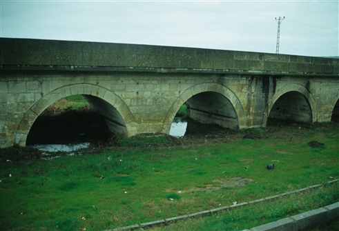 T_EURE_UZ_U_Bridge_011.jpg