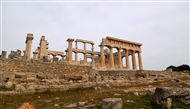 The temple of Athena Aphaia: the south (long) side