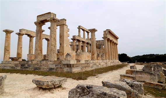 Aegina_Aphaia_Temple_018.jpg