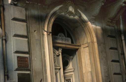 TIF_F_002.jpg