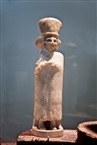 Γυναικείο αγαλματίδιο της Πρώιμης Δυναστικής περιόδου (2600-2350 π.Χ.) από το παρευφράτειο Μαρί
