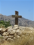 Άγιος Λουκάς Καρπάθου: Στα βράχια δίπλα στο βυζαντινό εκκλησιδάκι