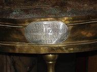 Αγ. Ευφημία Χαλκηδόνος / Καντίκιοϊ: Κηροπήγιο του 1913 στον γυναικωνίτη του ναού