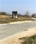 Ντικιλί Τας: Το ρημαγμένο μνημείο του Ρωμαίου αξιωματικού στην άκρη του αγροτικού δρόμου