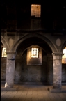 Στο εσωτερικό του ναού των αγίων Κωνσταντίνου και Ελένης στη Σινασό (το 1994, πριν από την ανακαίνιση)