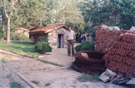 Άλλο ένα από οικογενειακά εκκλησιδάκια στο ιστορικό κέντρο της Σωζόπολης (το 1993)