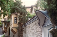 Ανακαινισμένα σπίτια στην Παλαιά Φιλιππούπολη κοντά στη μεσαιωνική Πύλη της οχυρωμένης πολιτείας (το 1993)