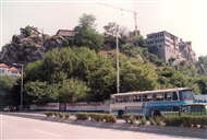 Τα υπό ανακαίνιση «Ζαρίφεια» το 1993, όπως φαίνονται από τη λεωφόρο Τσάρου Μπόρις Γ΄