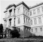 Το επιβλητικό Μαράσλειον Φιλιππουπόλεως, που ίδρυσε το 1899 ο Γρηγόριος Γρ. Μαρασλής στη γενέτειρα του πατέρα του