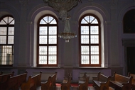 Εσωτερικό του αρμενικού Σουρπ Γκαραμπέντ στο Σκούταρι: Τα παράθυρα της νότιας πλευράς