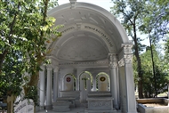 Αρμενικό Κοιμητήριο Σκούταρι / Ουσκιουντάρ: Το ταφικό μνημείο της οικογένειας Μπαλιάν