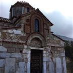 Σέργιος και Βάκχος: Δυτική πλευρά (πρόσοψη) του βυζαντινού ναού στην Κοίτα