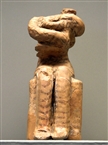 EAM. Από τη νεολιθική Μαγνησία στο ΕΑΜ: «Η Κουροτρόφος» του νεολιθικού Σέσκλου (μάνα με το μωρό της), 4800-4500 π.Χ.
