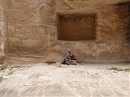 «Μικρή Πέτρα». Βεδουίνος με τη μονόχορδη ραμπάμπα του (Μάρτιος του 2017)