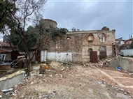 Η παλαιολόγεια Παντοβασίλισσα της Τρίγλειας (τον Φεβρ. του 2025). Θλιβερό ερείπιο στο έλεος των γειτόνων και των καιρικών συνθηκών