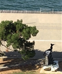 Μνημείο των Βιζβίζη στη Νέα Παραλία (Θεσσαλονίκη, Οκτ. του 2017)