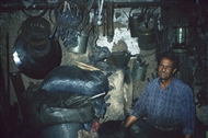 Γιαζντ, στο Παλαιό Παζάρι (το 2000): Ένας από τους τελευταίους σιδεράδες στο εργαστήρι του