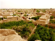Ιράν, Γιαζντ. Στο Μέιμπόντ: Λήψη από το Κάστρο προς την «κηπούπολη της ερήμου» (Απρ. του 2012)