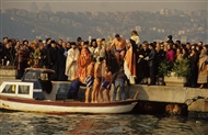 Τσεγκέλκιοϊ, Θεοφάνεια 2001: την ώρα που μπαίνουν στη βάρκα που θα ανοιχτεί στον Βόσπορο